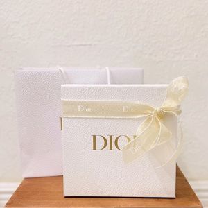 DIOR Gift Box Bundle| DIOR Gift Box with Bag, Ribbon, Tissue Paper
